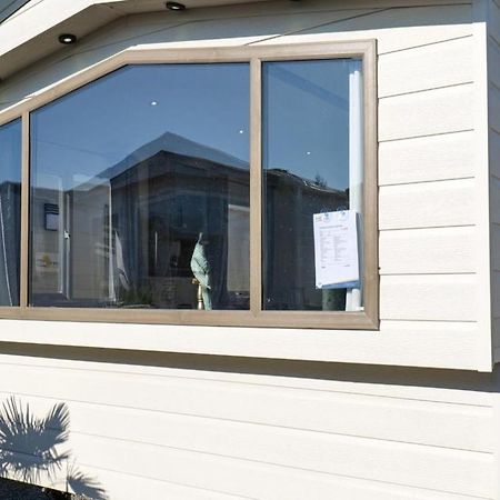 Camping Zavelbos Superior Chalet Maaseik Exterior foto