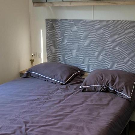 Camping Zavelbos Superior Chalet Maaseik Exterior foto